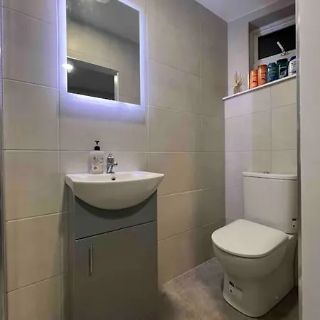 “the Art House 6” Galway, Woodquay Semesterbostad *