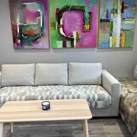 “the Art House 6” Galway, Woodquay Semesterbostad *