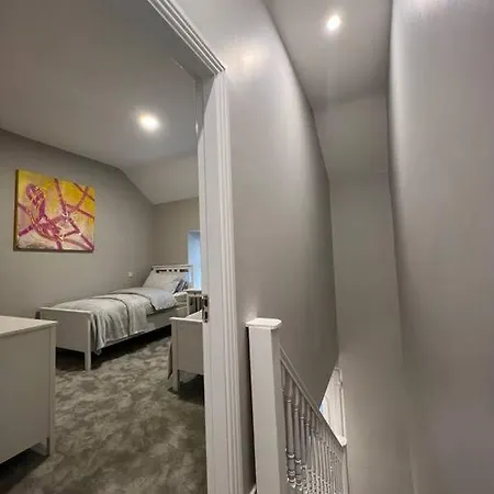 “the Art House 6” Galway, Woodquay